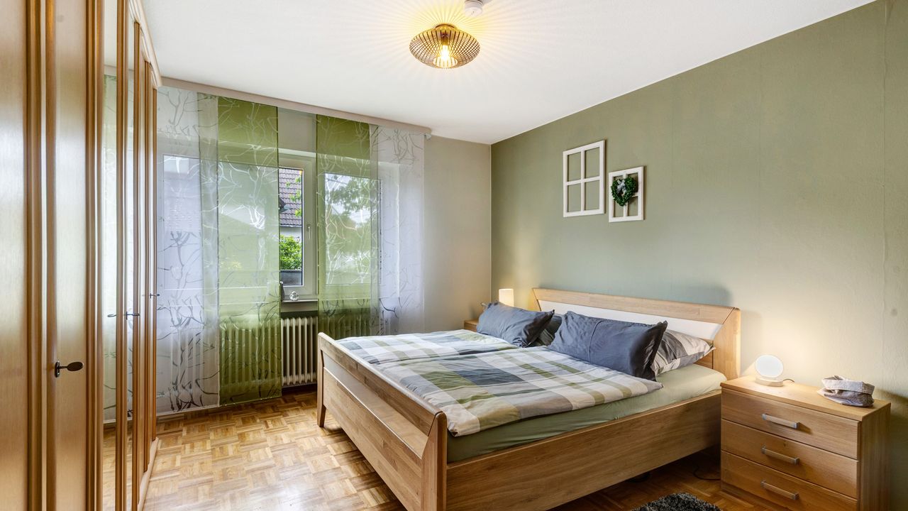 BEDROOM, INSIDE BEDROOM, INSIDE